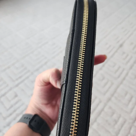 Pom Pom London Black Clutch Wristlet - Picture 5 of 14